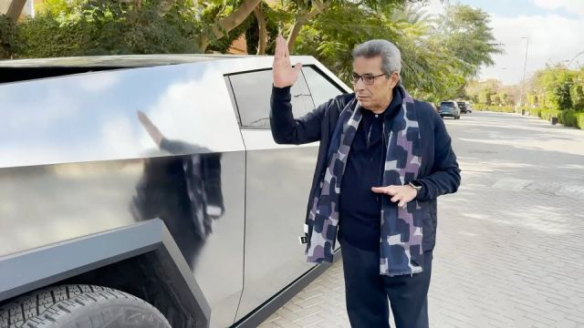 7.6M views · 3.2K comments | دي مش عربية دي مركبة فضائية! تجربة قيادة ال Cyber Truck لأول مرة.. تجربة مثيرة!! | By محمود سعد